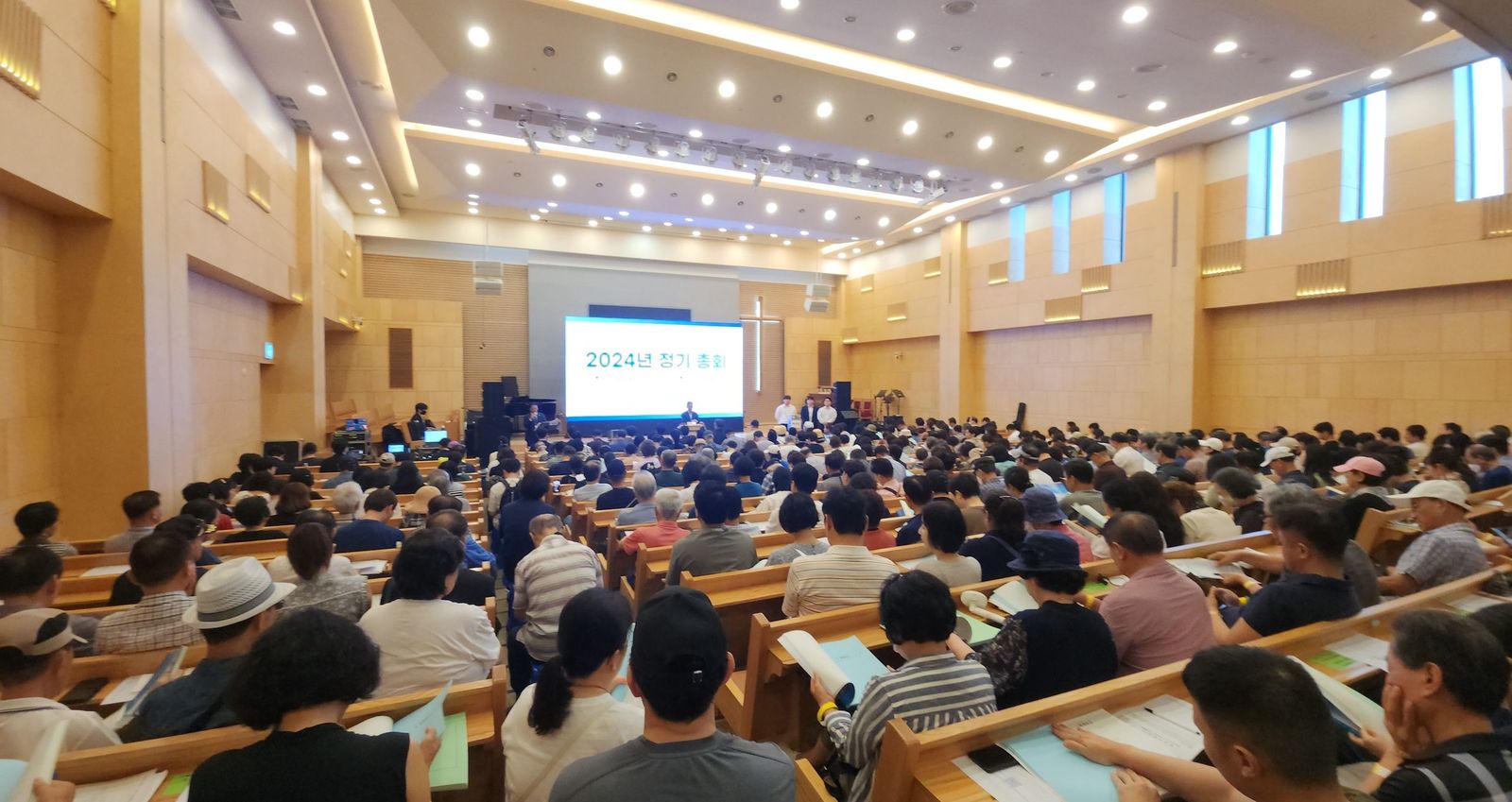 조합원으로 가득 찬 총회장 전경
